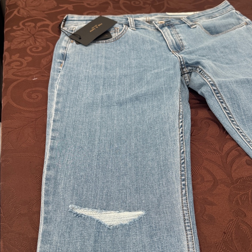 Rag & Bone Low Rise, Slim, Boyfriend Jeans. Size 28 - Picture 6 of 16